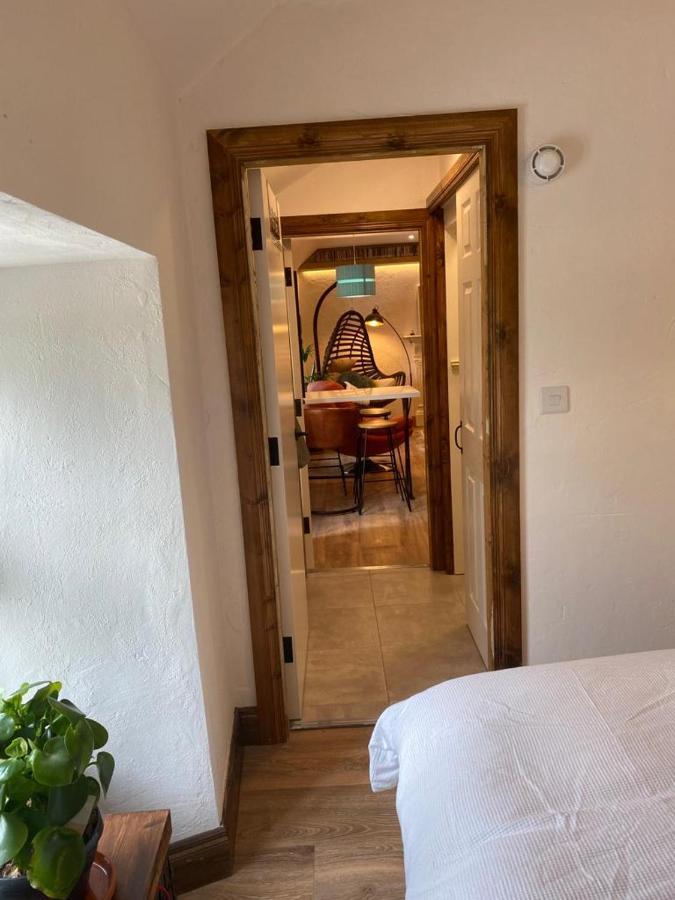 3 Bed Apartment/Explore The Area/Enjoy Our Pub Galway Buitenkant foto